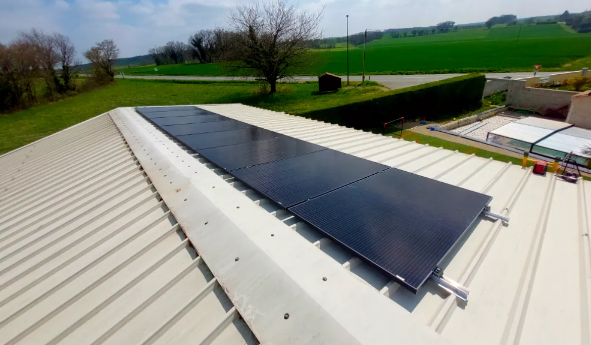 Panneau solaire photovoltaïque Angoulême Soyaux Ruffec, Charente.